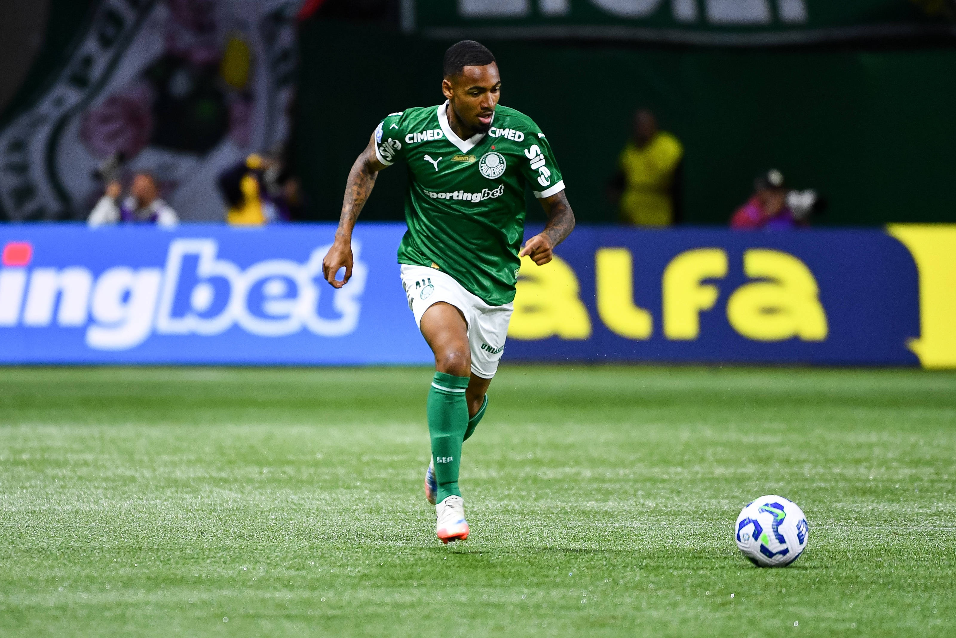 FIFA CWC 世俱杯官方授权直播投注平台-ESPN：那不勒斯提高对帕尔梅拉斯中场阿兰的报价，达到3500万欧